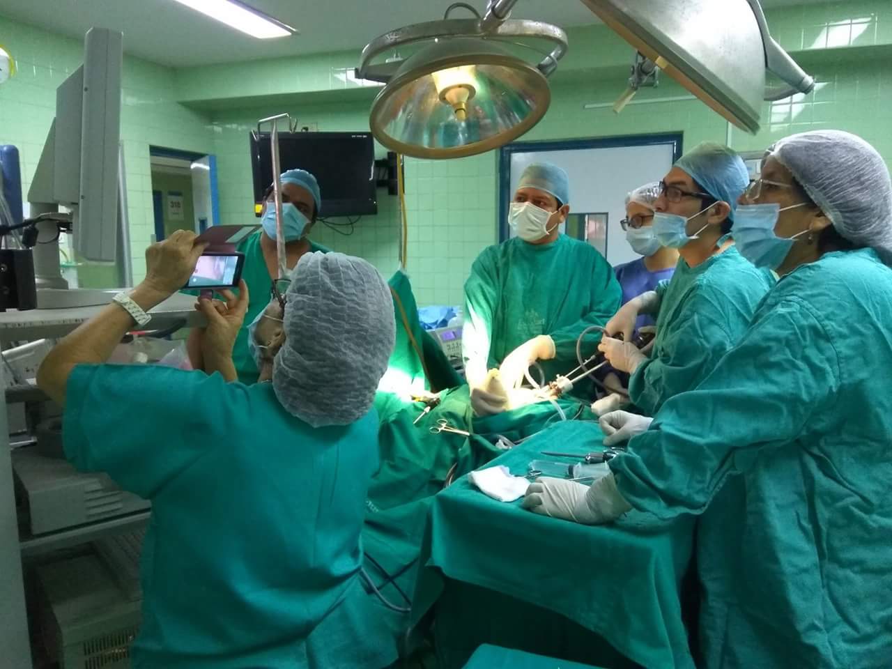 Foto de Dr Edgar Ylatoma