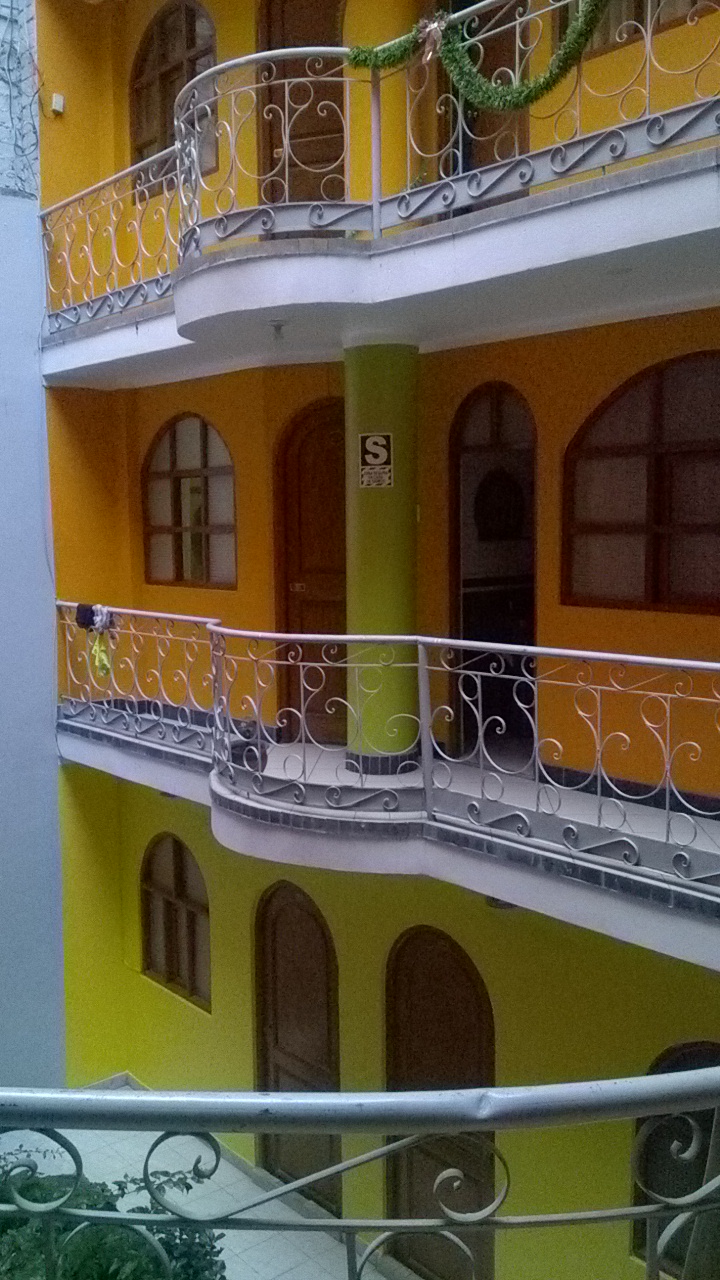 hospedaje karol Huamanga